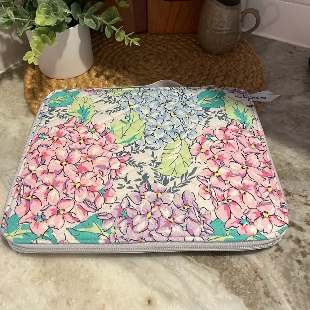 Vera Bradley Laptop Bag - Picture 2 of 5